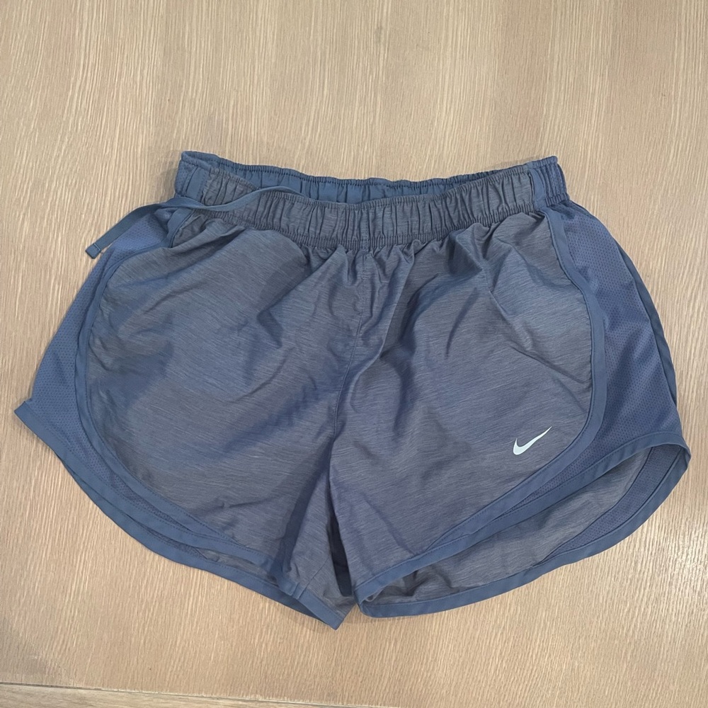 Women’s Nike Tempo Shorts